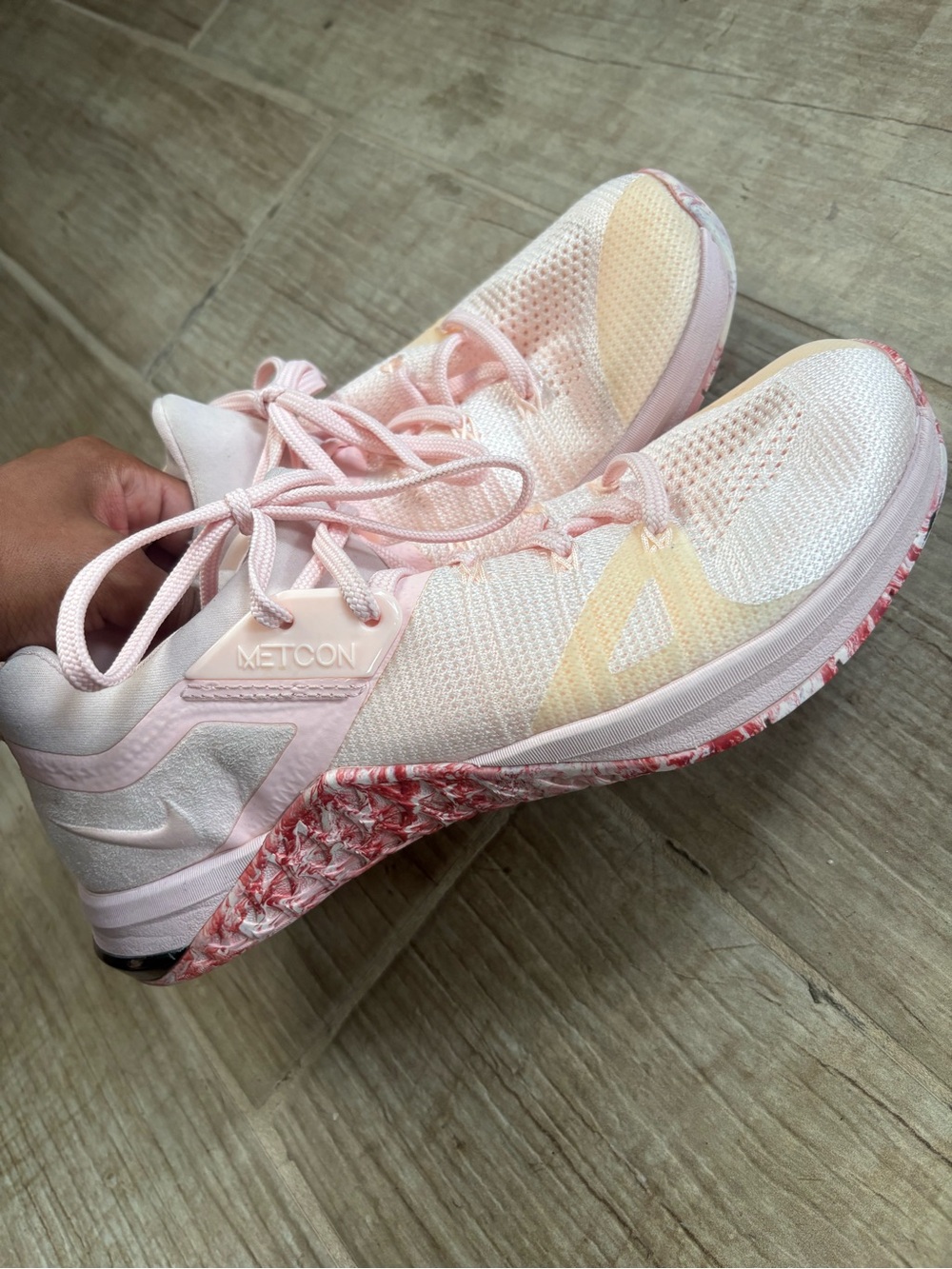 Nike Metcon Women’s Pink and Cream Training Sneakers